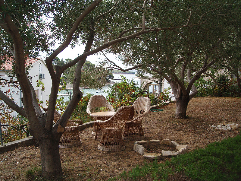 Dora Apartments Rab Apartment A2 30 + 16 m2